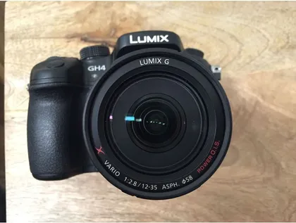 Panasonic Lumix GH4K 16MP DSLR Camera with 12-35 lens