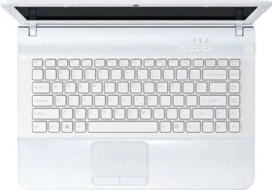 15インチのホワイト SONY VAIO 320GB 4G WIN10