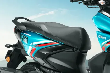Yamaha RayZR 125 Fi Hybrid Disc