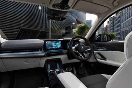 BMW X1 LWB