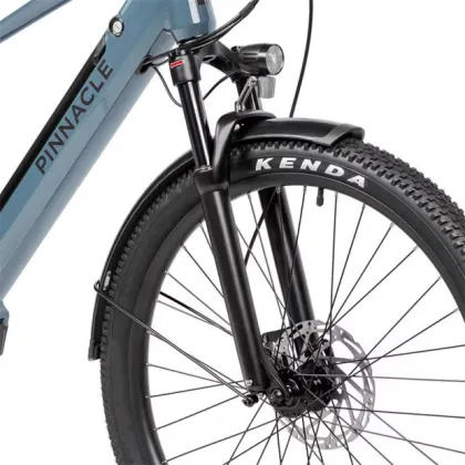 Evans Cycles Pinnacle Momentum