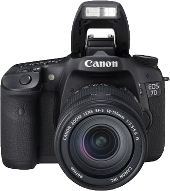 Canon EOS 7D SLR (Kit II (EF-S 18-135mm IS))
