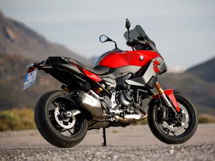 BMW F 900 XR