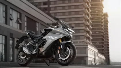 Hero Karizma XMR Combat