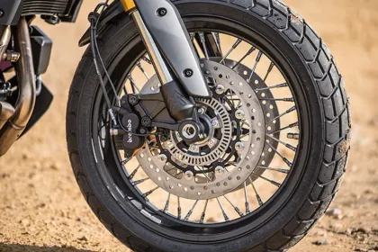 Moto Morini Seiemmezzo Scrambler