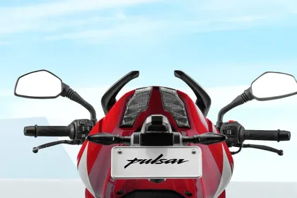 Bajaj Pulsar NS200