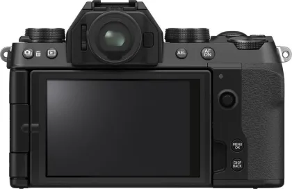 Fujifilm X-S10 Mirrorless Camera Camera Body with XC 35mm F/2 Lens