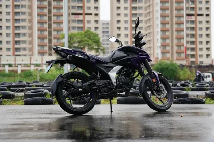 Bajaj Pulsar N125 LED Disc BT