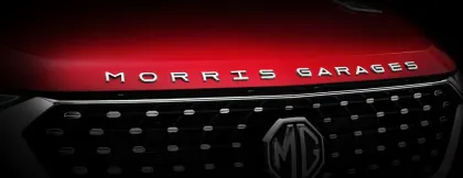 MG Hector Plus Smart 7 Str Diesel