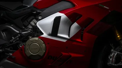 Ducati Panigale V4 Standard