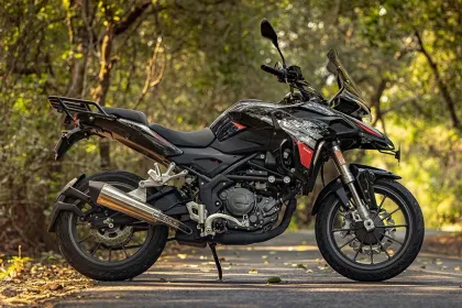 Benelli TRK 251
