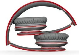Beats Solo HD Headphones (Over the Ear)
