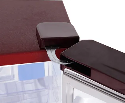 Electrolux REF EBP163BS-FDA 150 L Single Door Refrigerator (Burgundy Stripes)