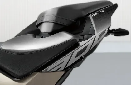 CFMoto 300NK