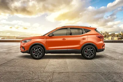 MG Astor Select CVT