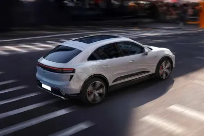 Porsche Macan EV