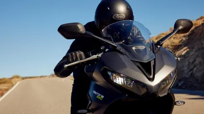 Triumph Daytona 660