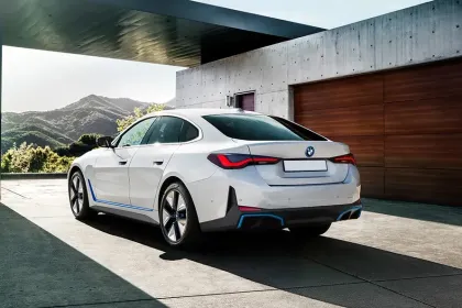 BMW i4