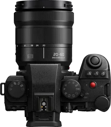 Panasonic Lumix S5IIX 24MP Mirrorless Camera with 20-60mm F/3.5-5.6 Lens