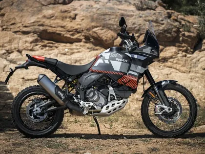 Ducati DesertX Standard