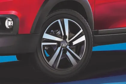 Tata Tiago NRG