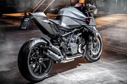 Brabus 1300 R Edition 23