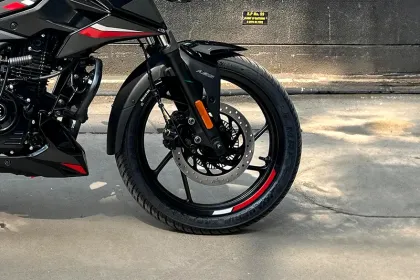 Bajaj Pulsar N150
