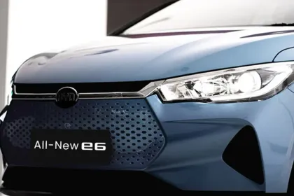BYD E6