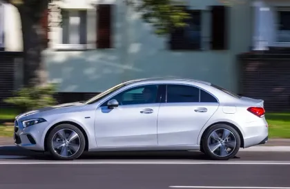 Mercedes-Benz A-Class Limousine