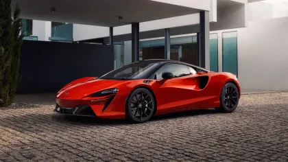McLaren Artura Coupe
