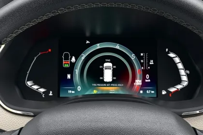 Nissan Gravite N-Connecta EZ Shift