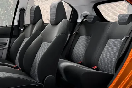Tata Tiago XE